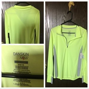 NWT Danskin Long-Sleeve Athletic Tee